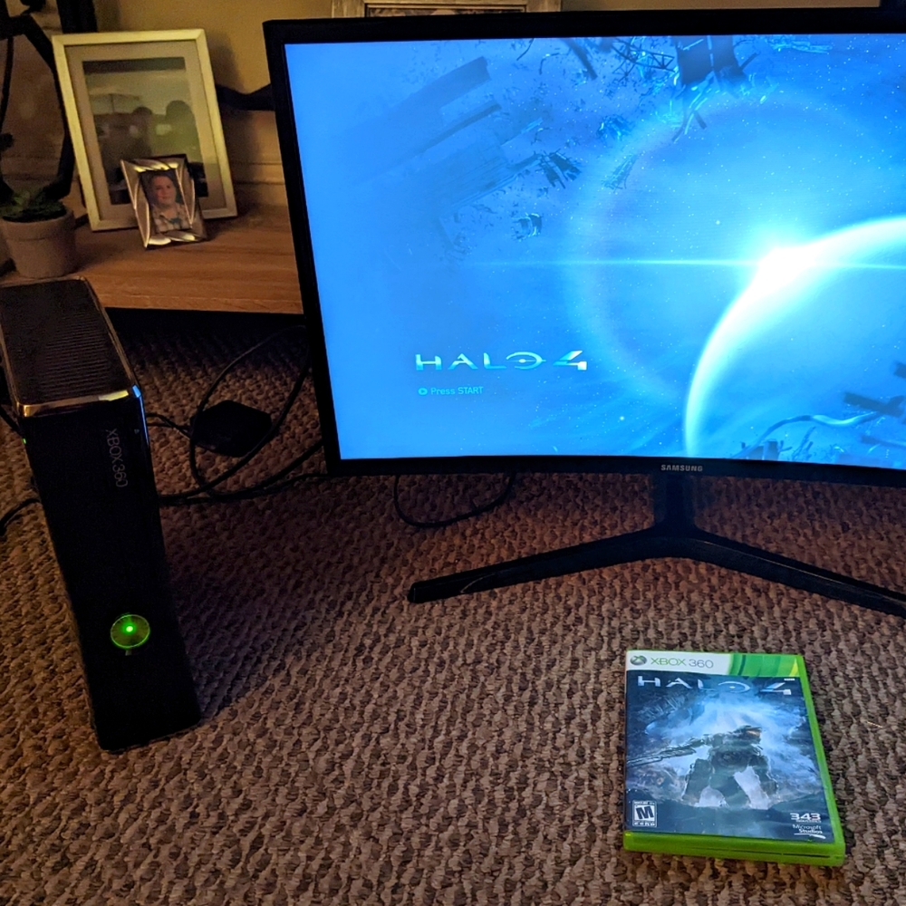 Xbox 360S 250gb